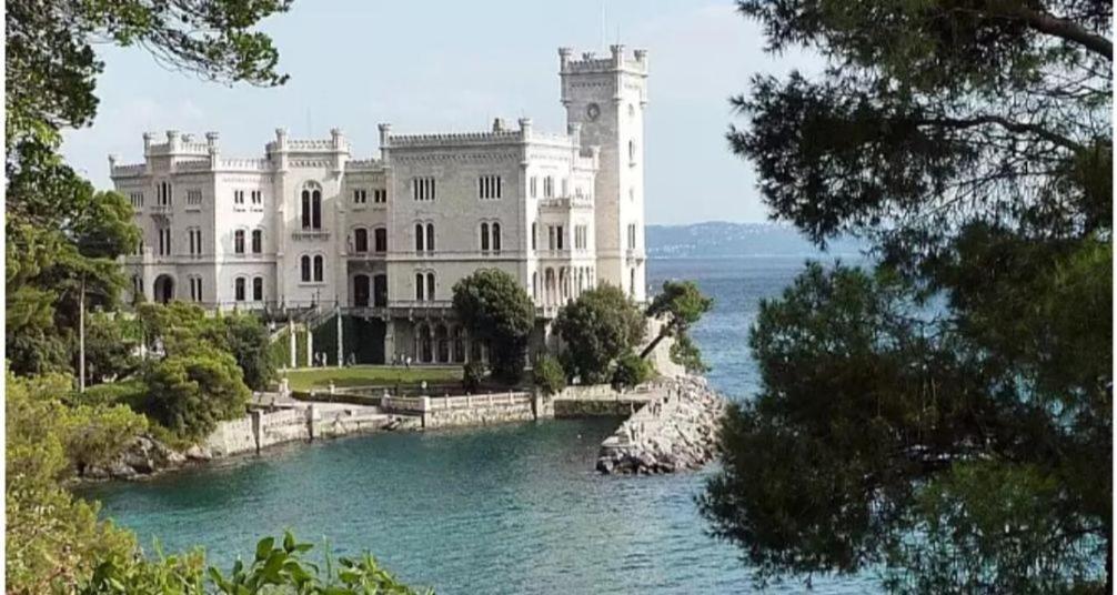 Casa Vacanze Nonno Asterio Monfalcone Exterior photo